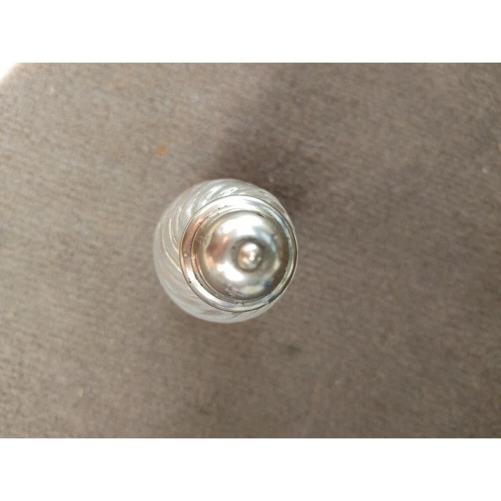 Vintage Japanese Clear Glass Swirl Design Round Salt & Pepper Shakers (202)